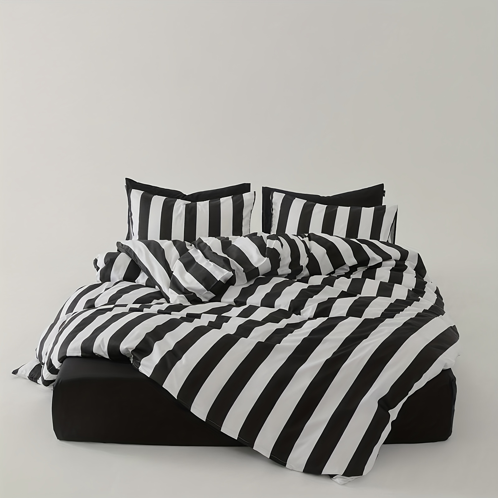 Black and White Striped Minima - Duvet Insert White ulasan dan harga